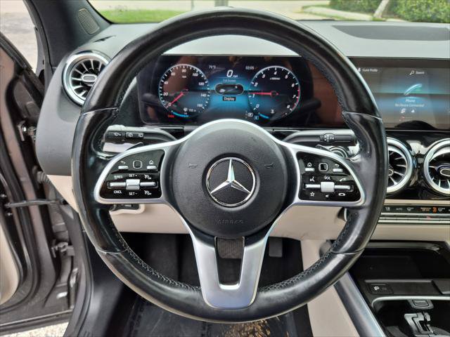 Used 2022 Mercedes-Benz GLA 250 4MATIC w/ Premium Package Lite image 24