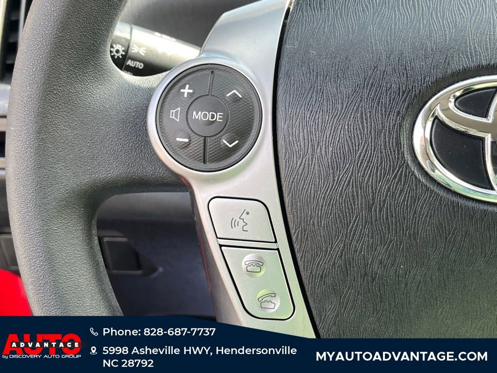 Used 2015 Toyota Prius V Three image 21