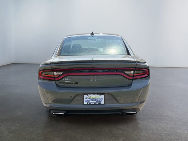 Used 2018 Dodge Charger GT image 4
