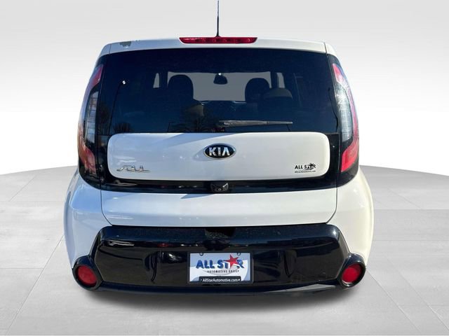 Used 2016 Kia Soul + image 8
