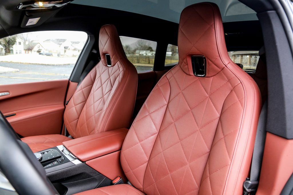 Used 2025 BMW iX xDrive50 w/ Premium Package image 20