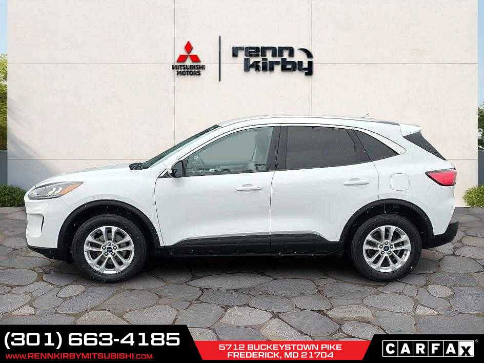 Used 2021 Ford Escape SE w/ Convenience Package image 3