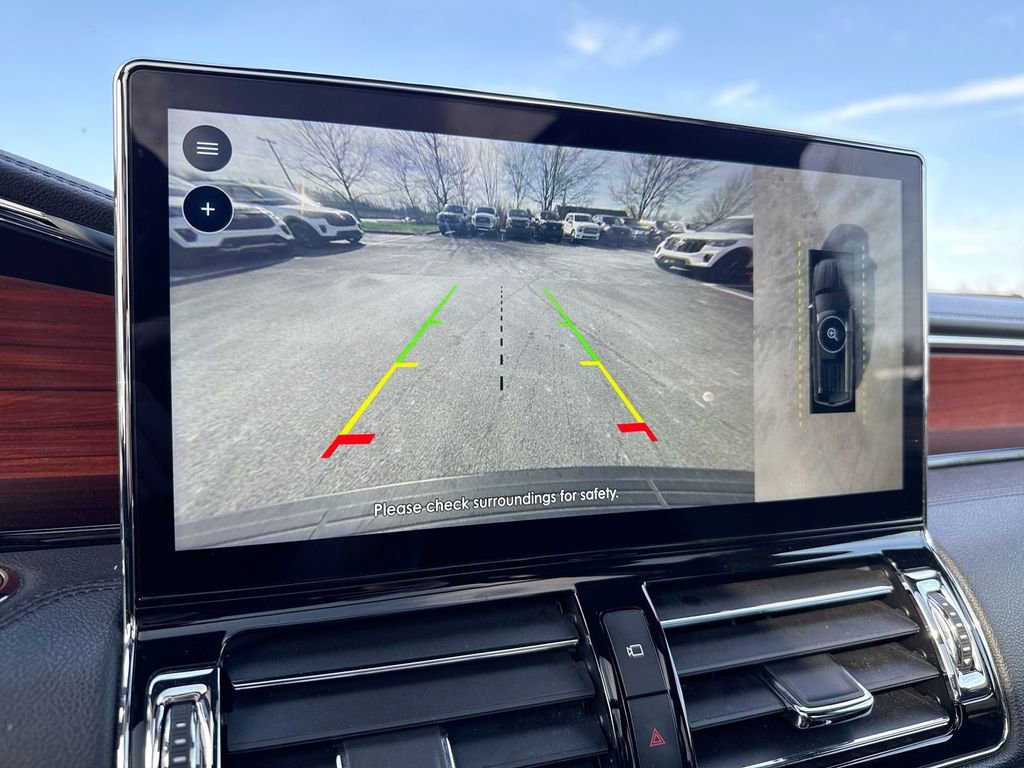 Used 2023 Lincoln Navigator Reserve image 16