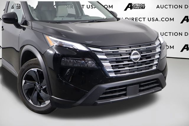 Used 2025 Nissan Rogue SV FWD image 45