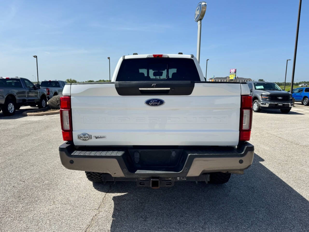 Used 2020 Ford F250 King Ranch w/ King Ranch Ultimate Package AWD/4WD image 16