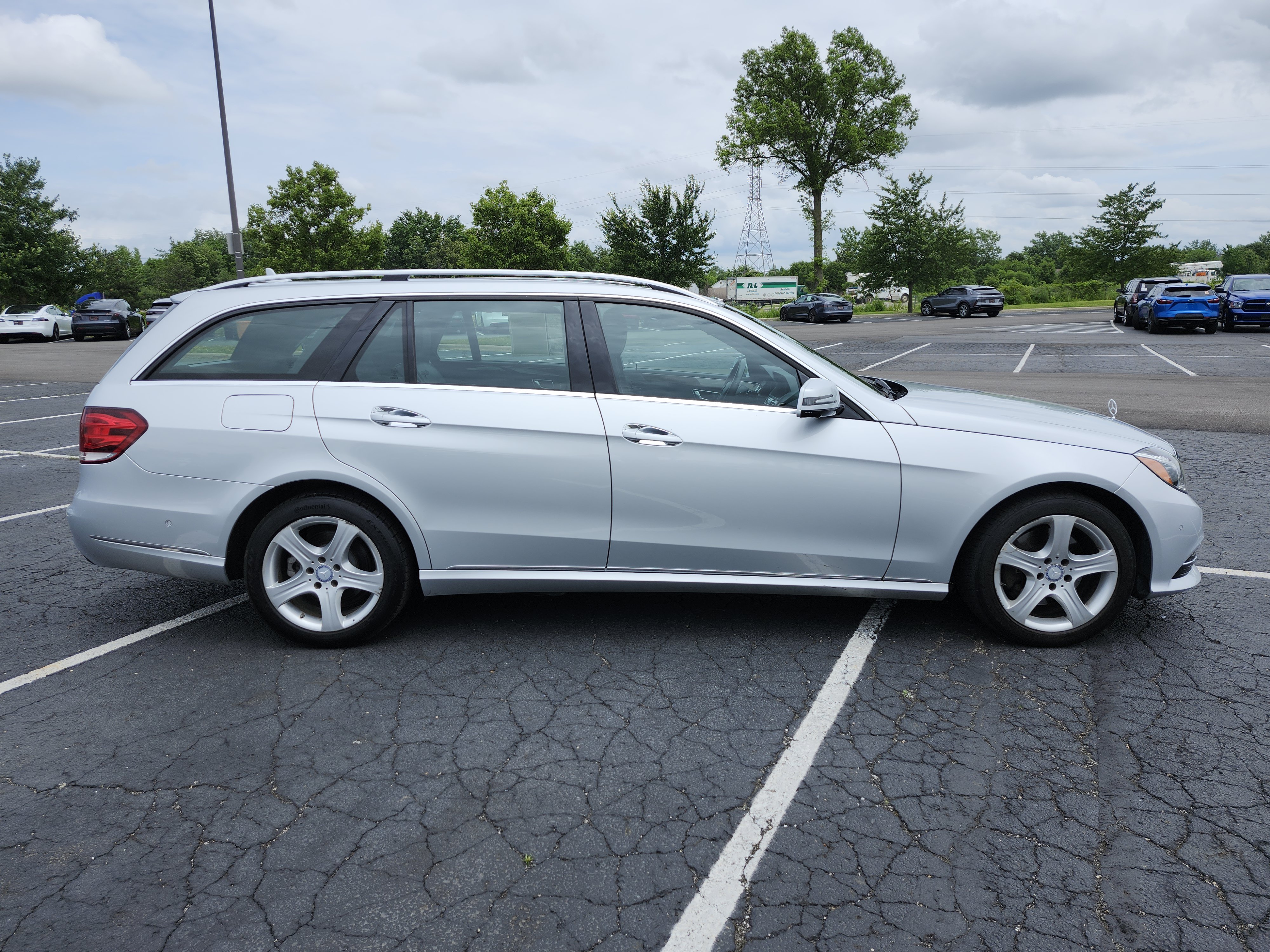 Used 2014 Mercedes-Benz E 350 4MATIC Wagon image 17