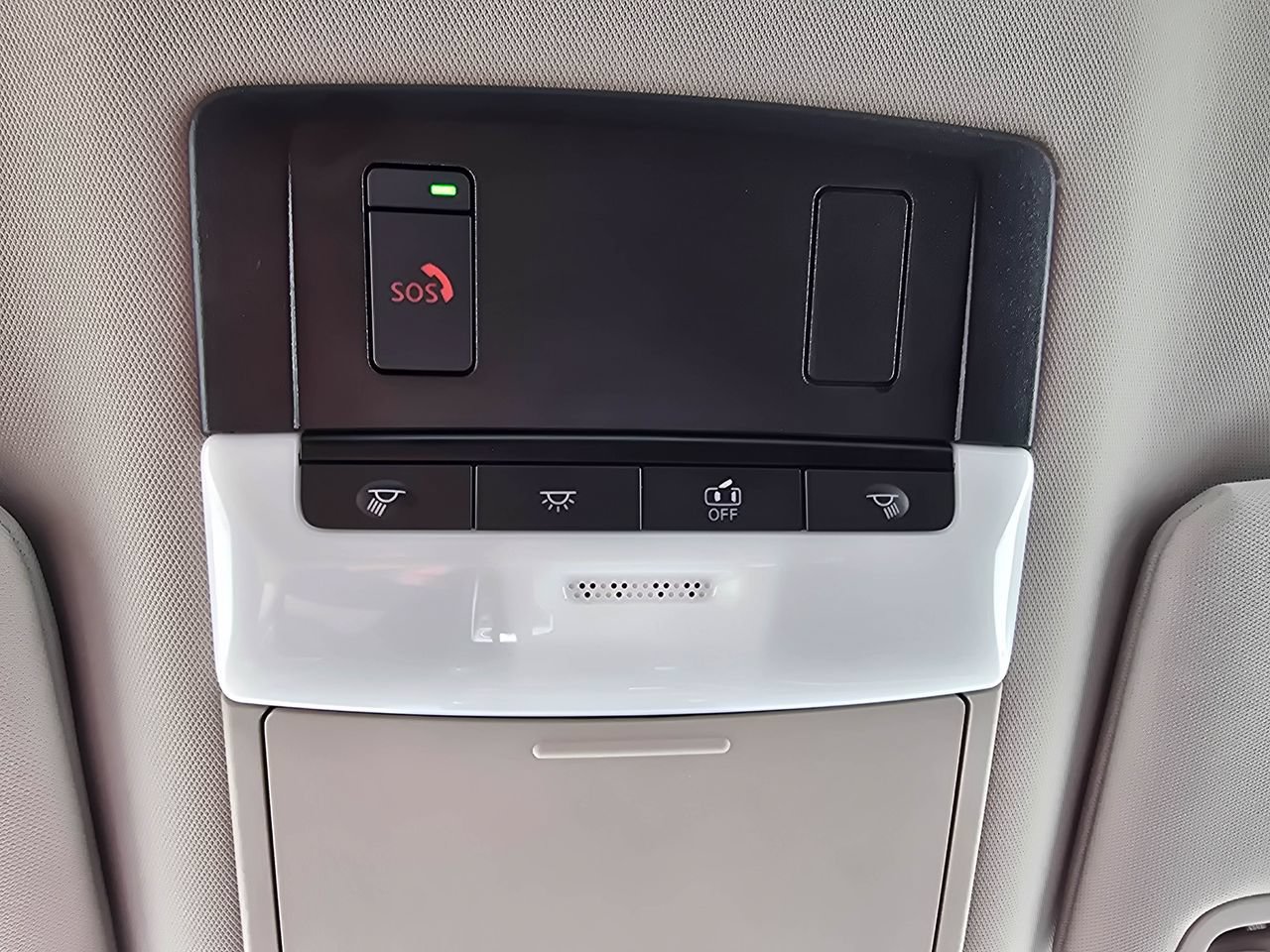 Used 2025 Nissan Altima 2.5 SV FWD image 25