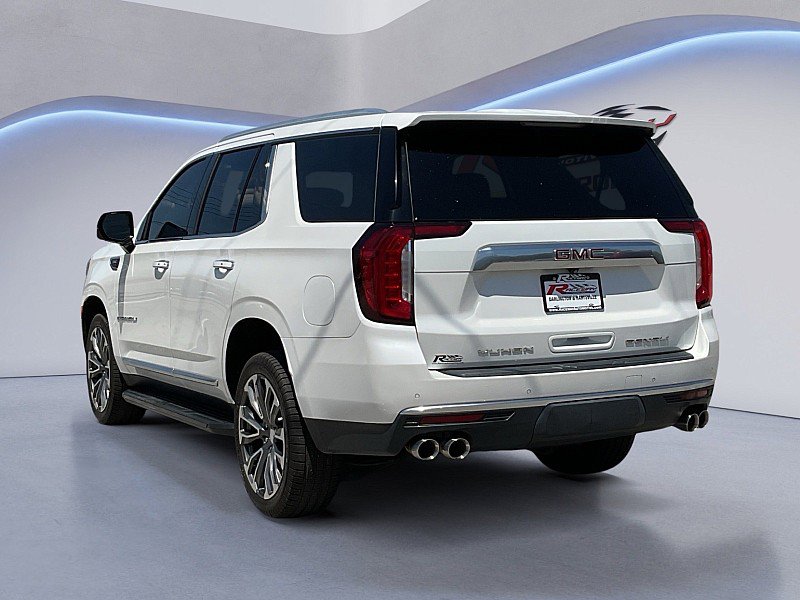 Used 2021 GMC Yukon Denali image 3