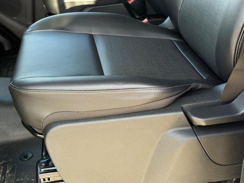 New 2026 Ford Transit 250 148 Medium Roof image 17