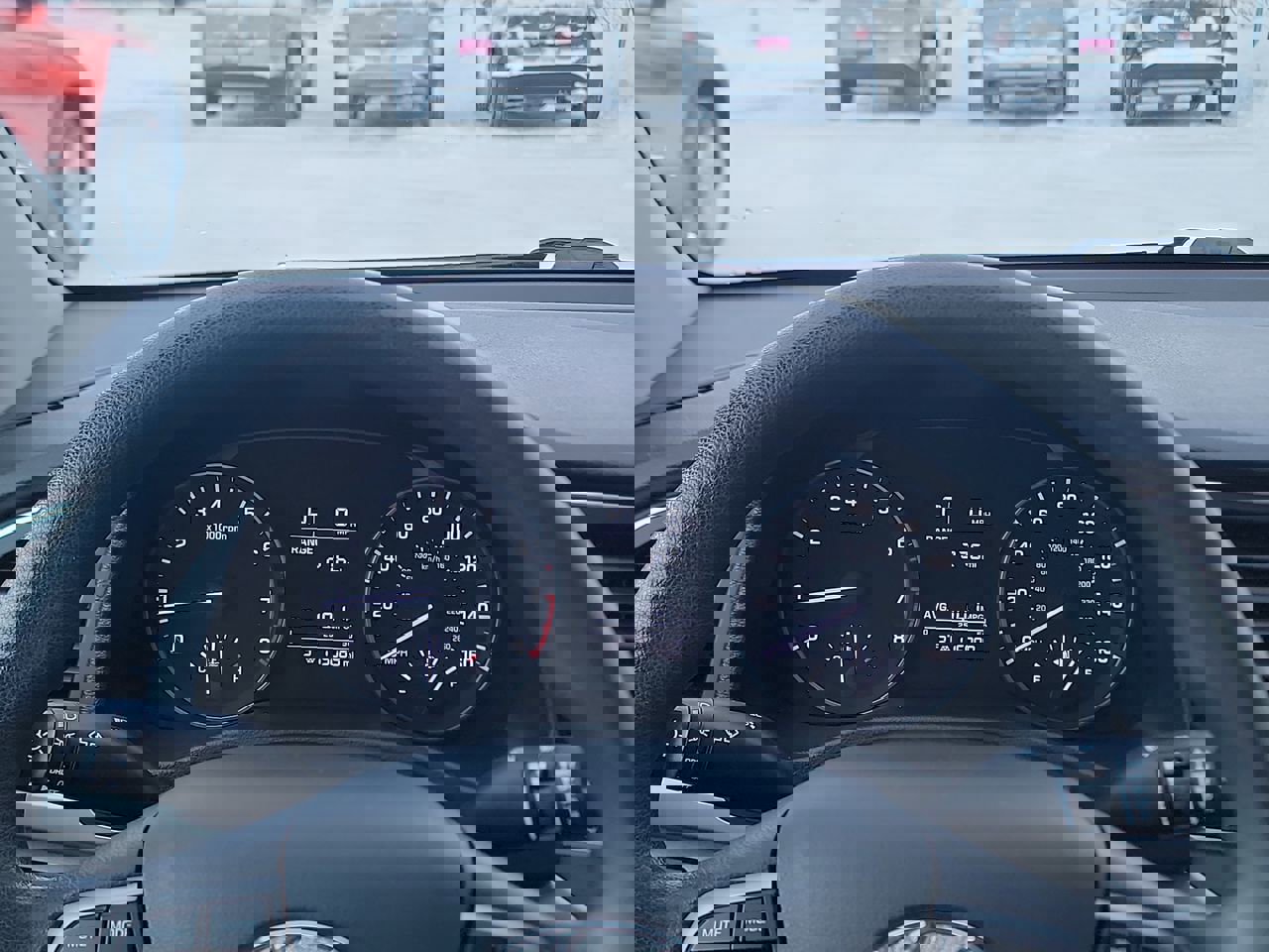 Used 2017 Hyundai Elantra SE image 15