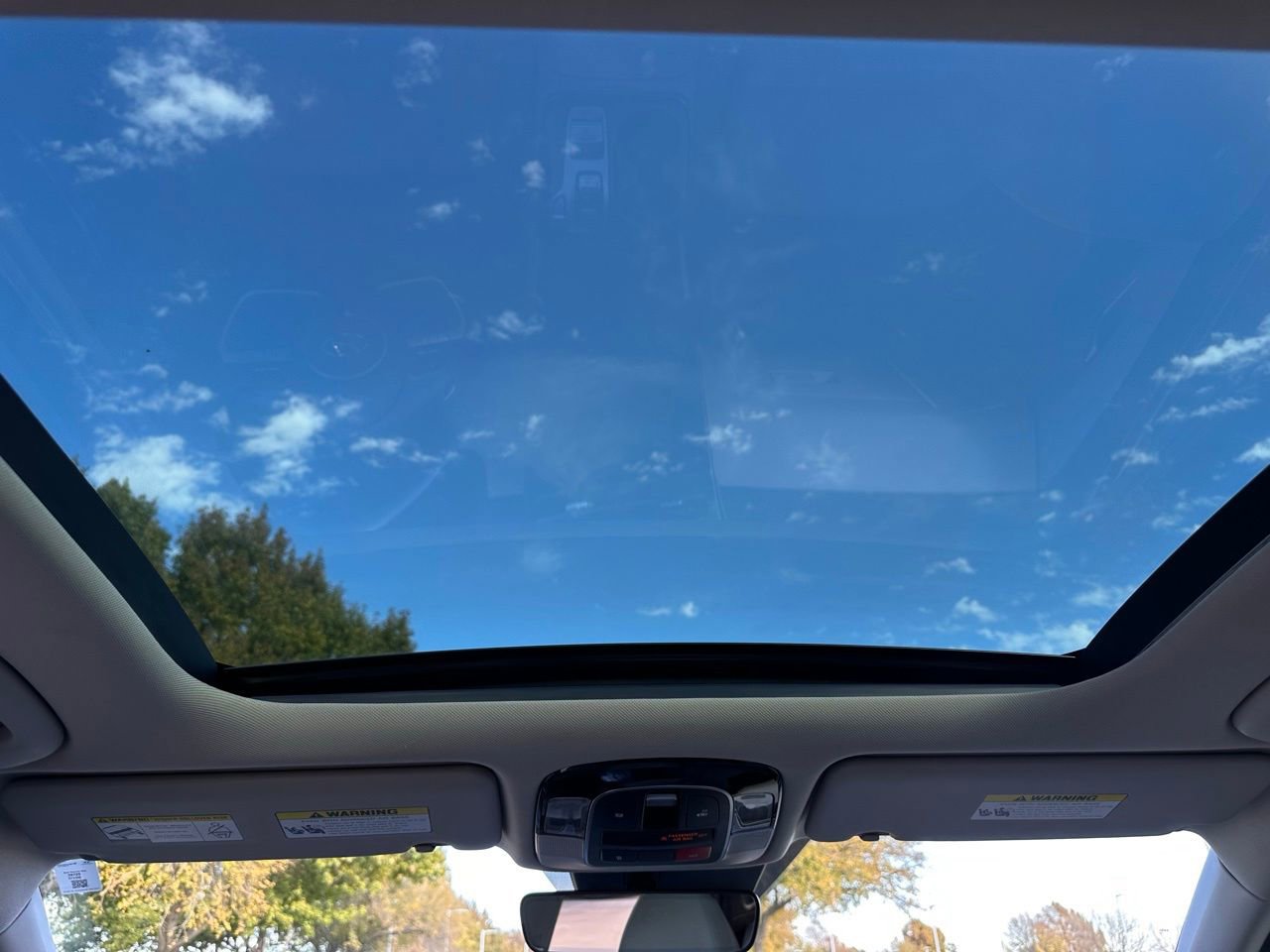 Used 2023 Hyundai Tucson Limited w/ Cargo Package image 22