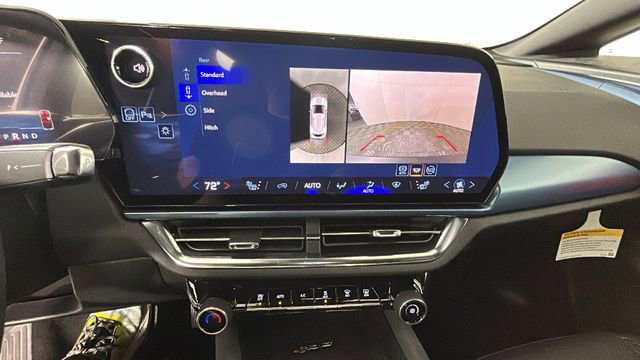 Used 2026 Chevrolet Equinox EV LT FWD image 25