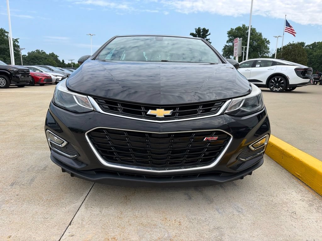 Used 2017 Chevrolet Cruze LT w/ Sun And Sound Package FWD image 2