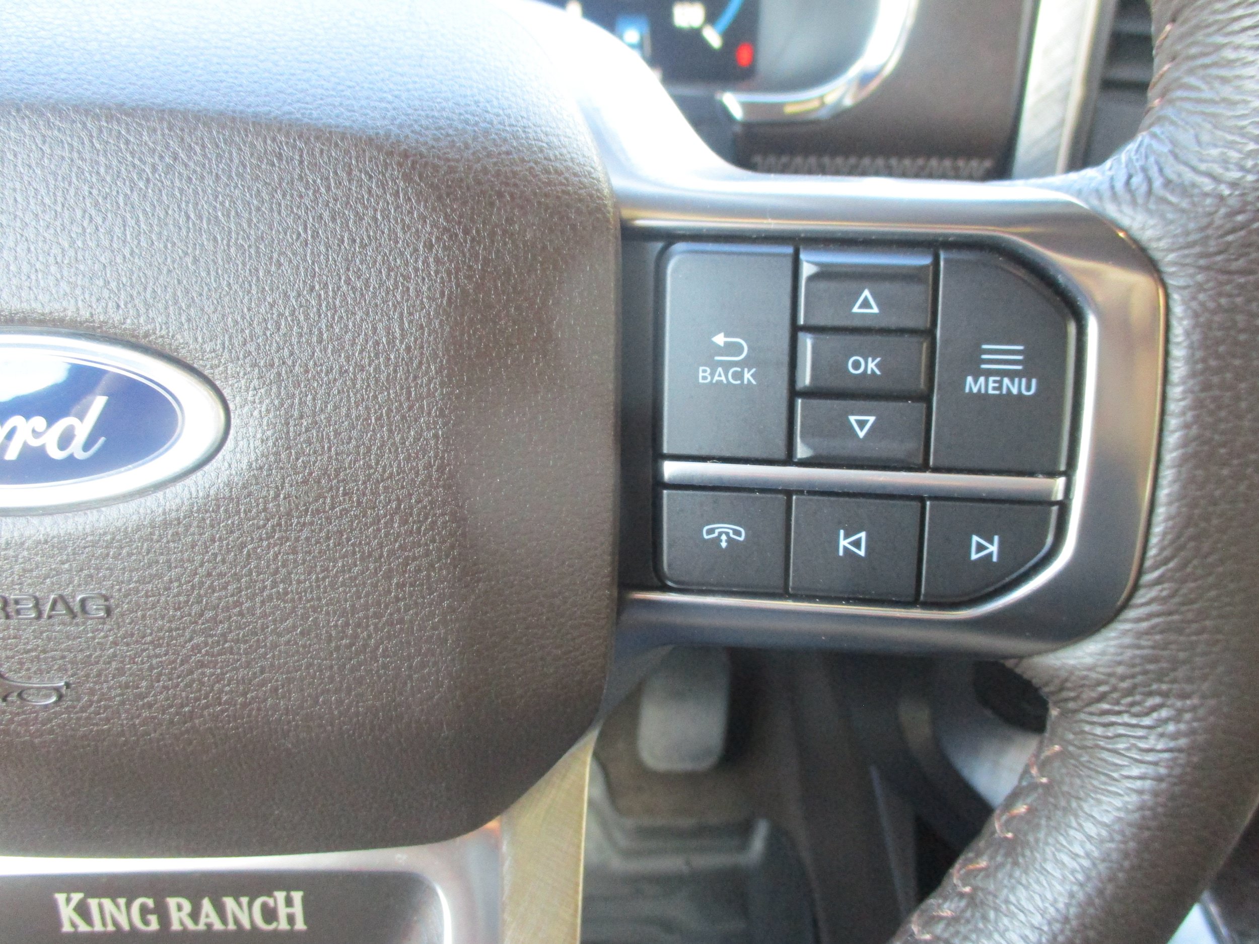 Used 2021 Ford F150 King Ranch w/ Equipment Group 601A High AWD/4WD image 25