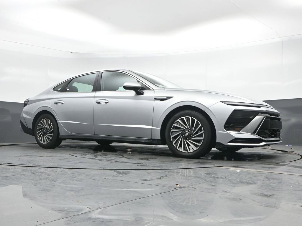 Certified 2025 Hyundai Sonata SEL image 39