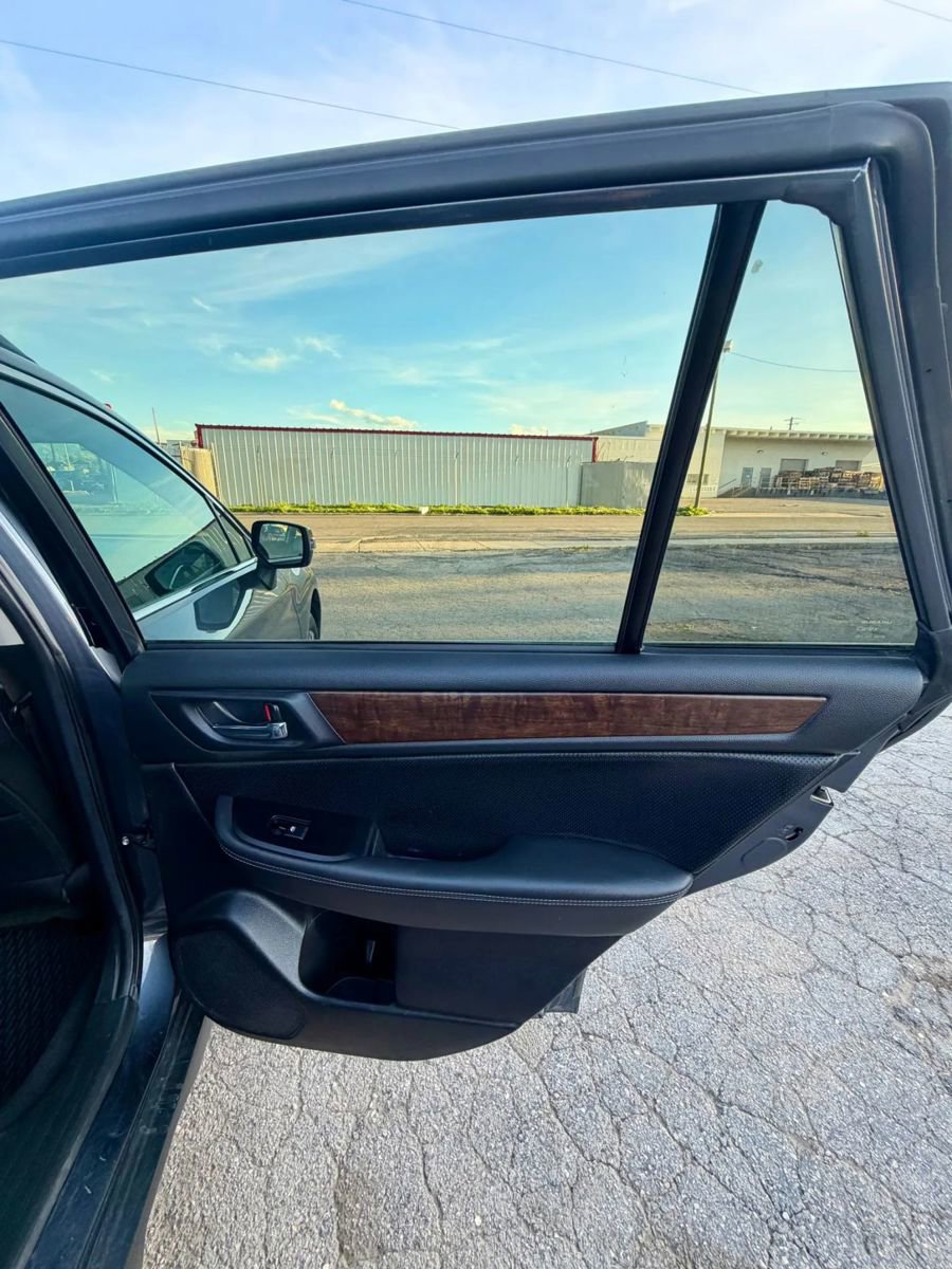 Used 2016 Subaru Outback 2.5i Limited AWD/4WD image 19