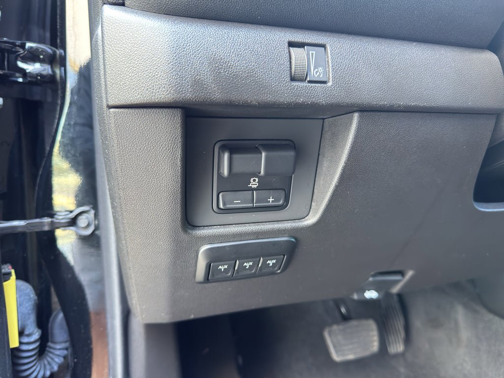 Used 2023 Chevrolet Colorado Trail Boss w/ LPO, Skid Plate Package image 10
