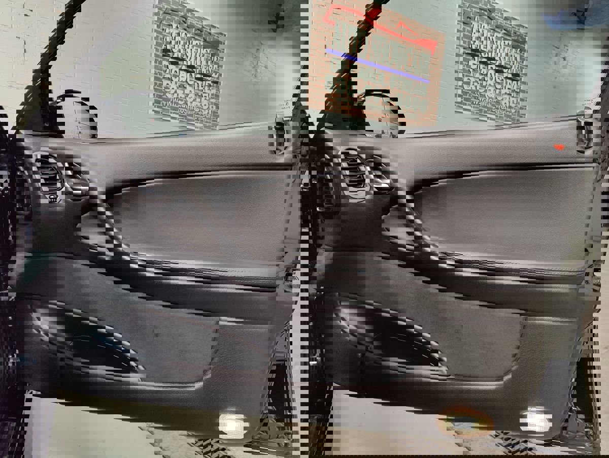 Used 2004 Pontiac GTO image 10