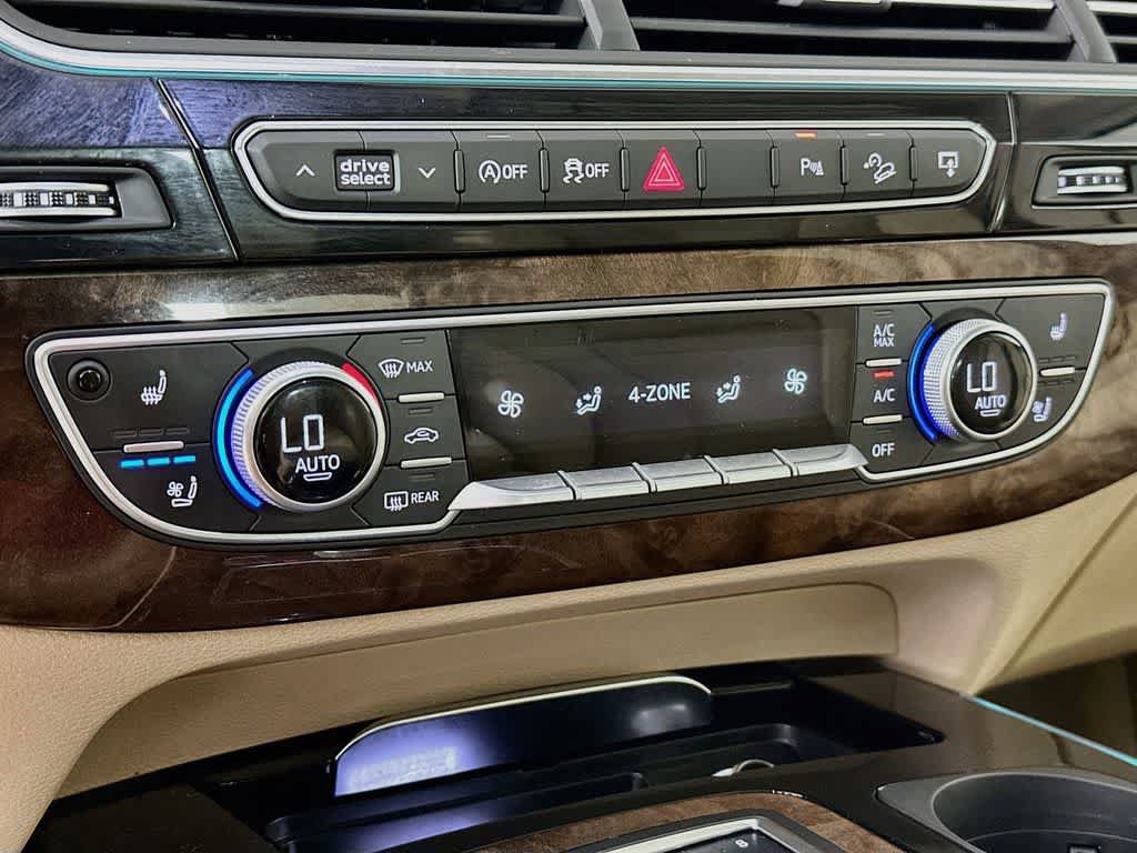 Used 2017 Audi Q7 3.0T Prestige AWD/4WD image 18