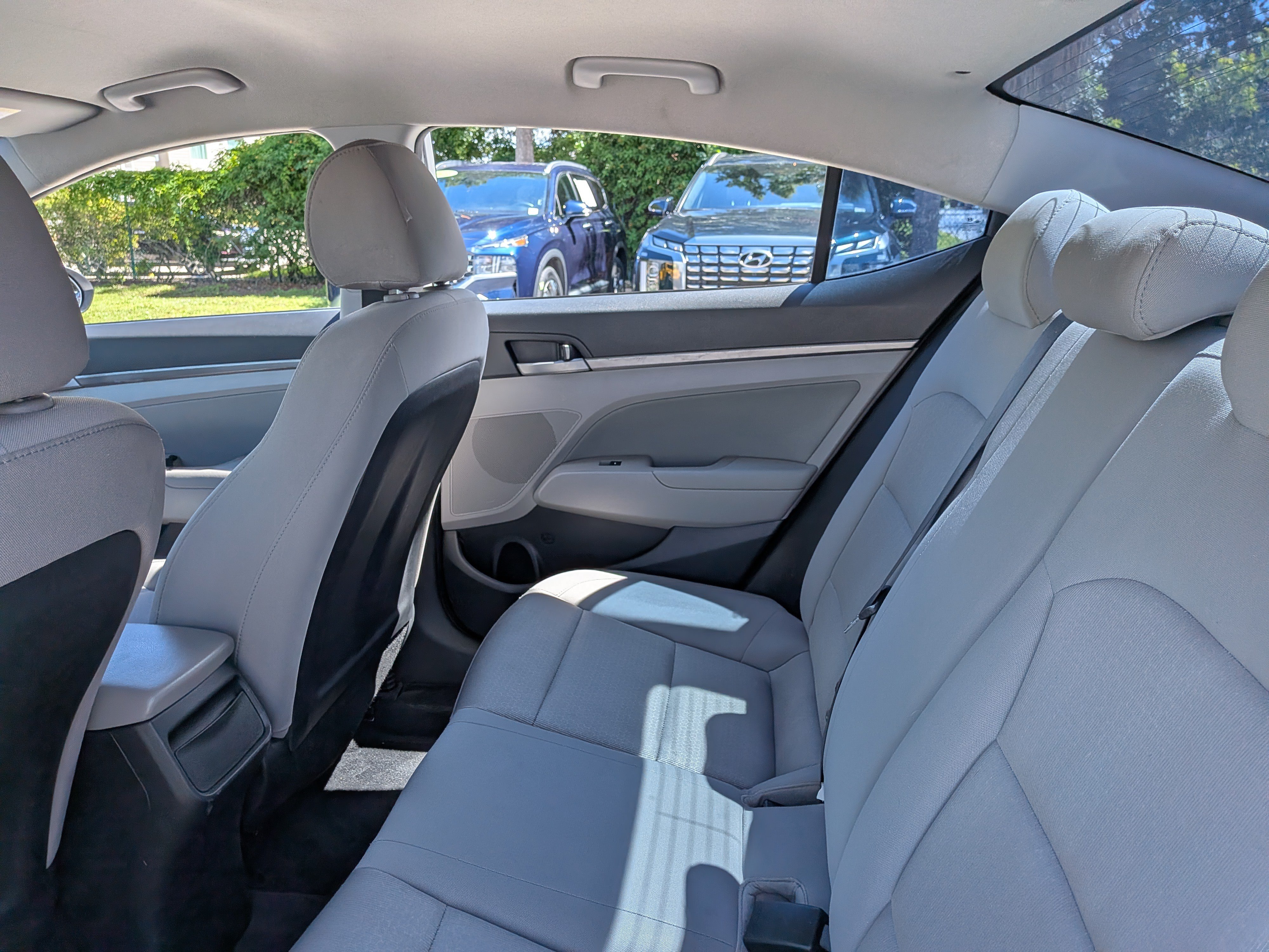 Used 2018 Hyundai Elantra SEL w/ Cargo Package FWD image 13