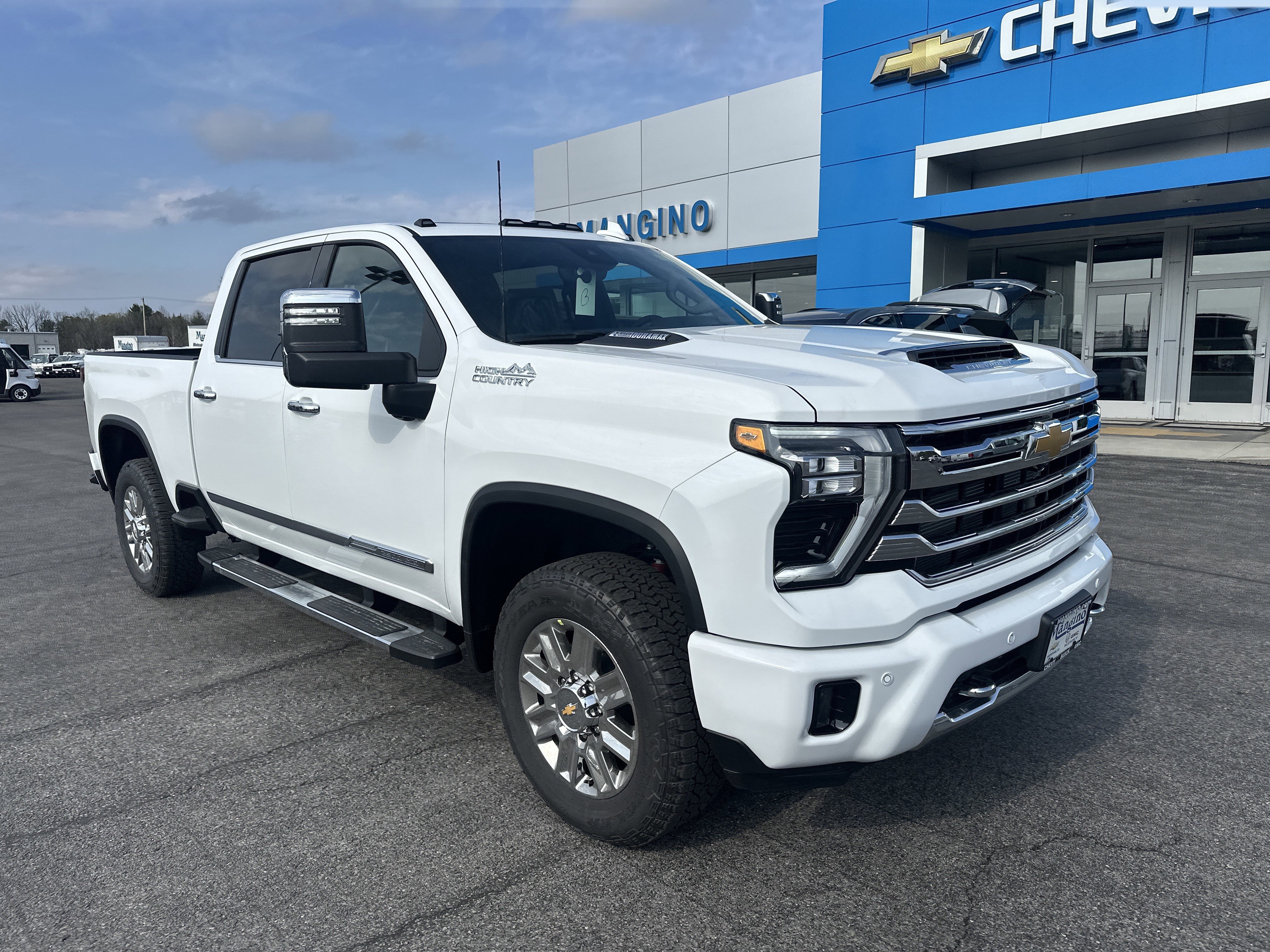 New 2026 Chevrolet Silverado 2500 High Country w/ High Country Premium Package AWD/4WD image 2