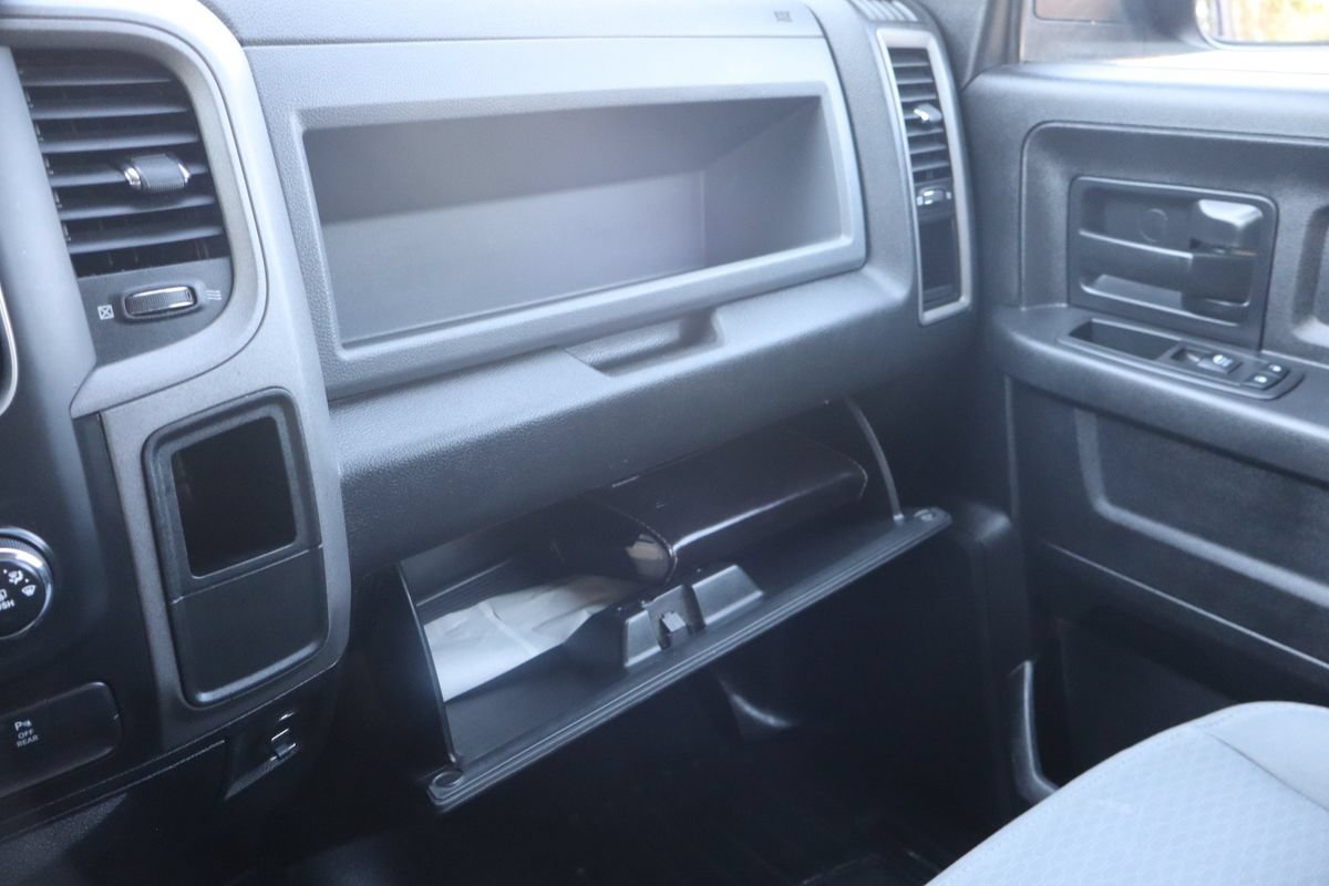 Used 2018 RAM 2500 Tradesman w/ Chrome Appearance Group AWD/4WD image 35