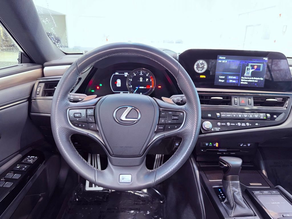 Certified 2022 Lexus ES 350 F Sport image 17