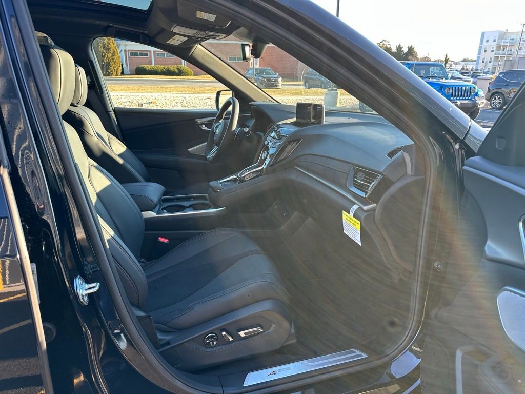 Used 2025 Acura RDX A-Spec image 18