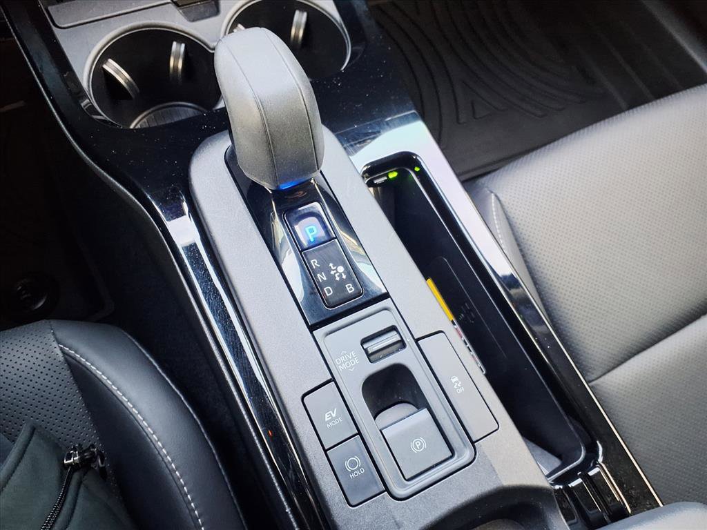 Used 2023 Toyota Prius AWD image 25