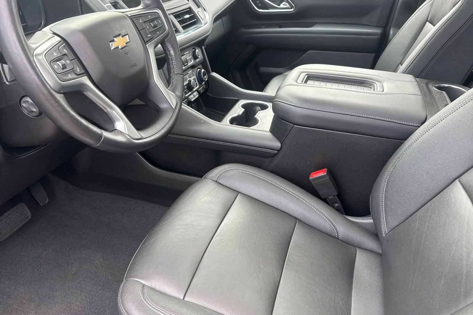 Used 2022 Chevrolet Tahoe LT w/ LT Signature Package image 13