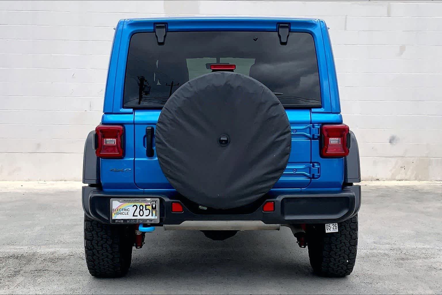 Used 2022 Jeep Wrangler Unlimited Rubicon 4xe AWD/4WD image 5