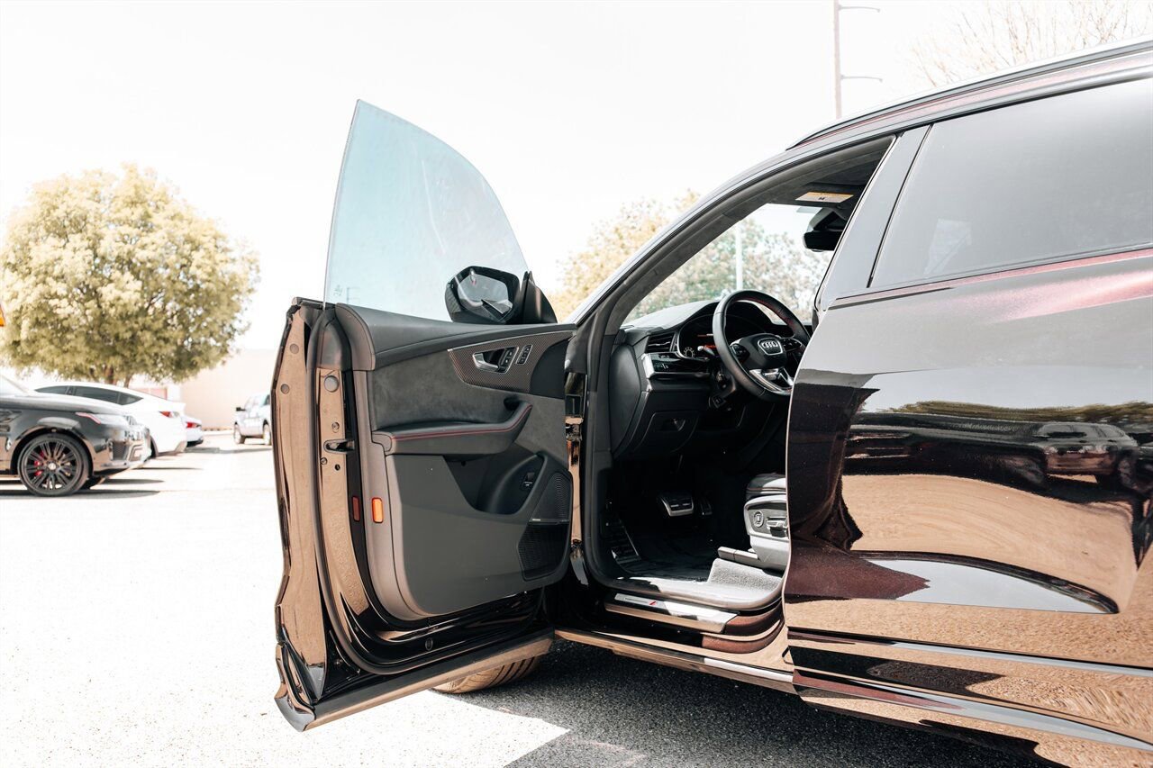 Used 2023 Audi RS Q8 w/ Black Optic Package AWD/4WD image 15