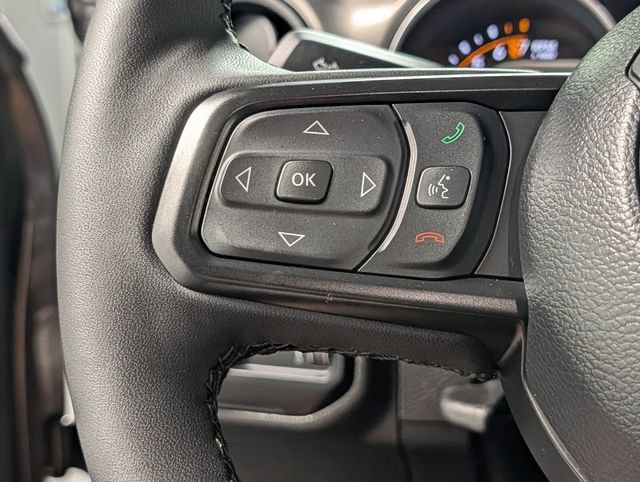 Used 2023 Jeep Gladiator Sport AWD/4WD image 19
