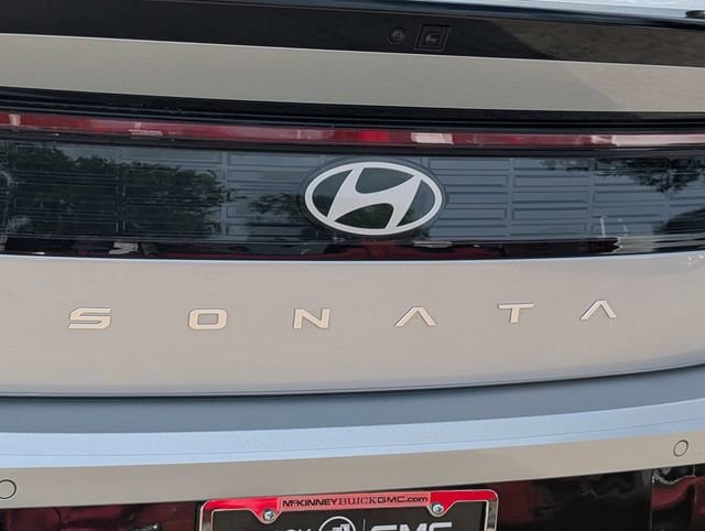 Used 2025 Hyundai Sonata Limited FWD image 8