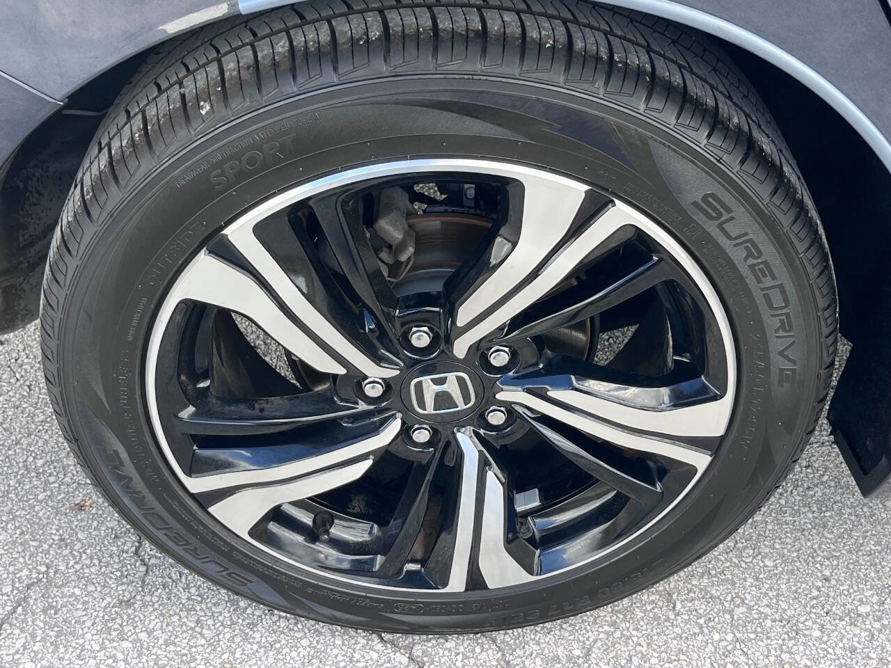 Used 2016 Honda Civic Touring image 18