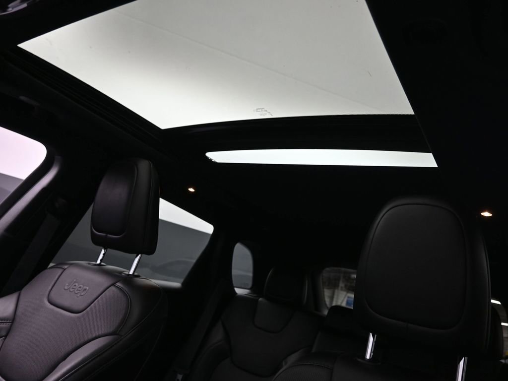 Used 2021 Jeep Cherokee High Altitude image 21