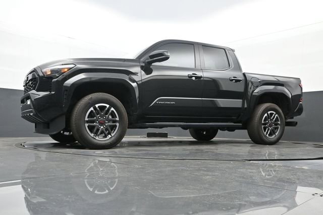 Used 2024 Toyota Tacoma TRD Sport image 12