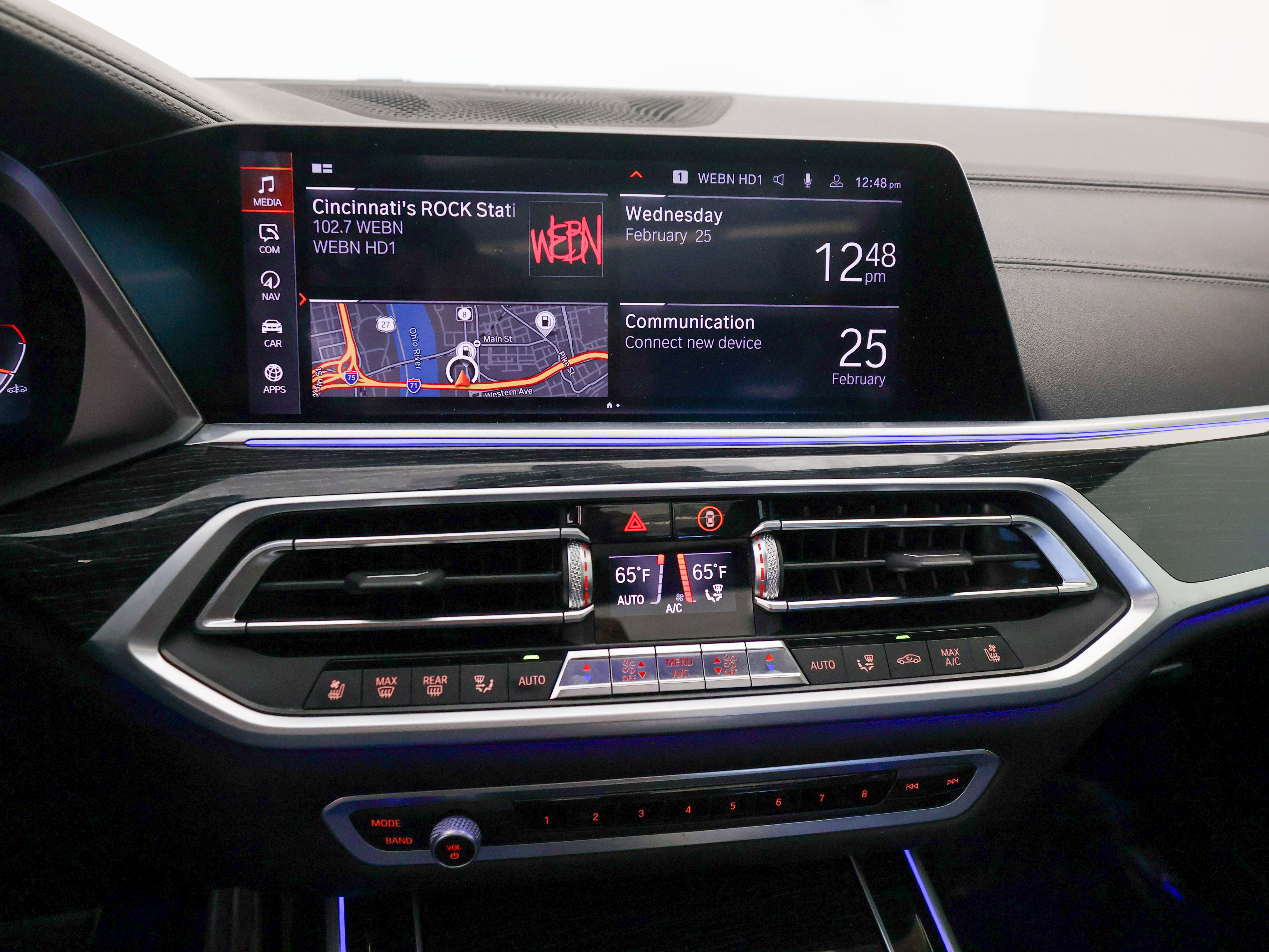 Used 2021 BMW X7 M50i image 38