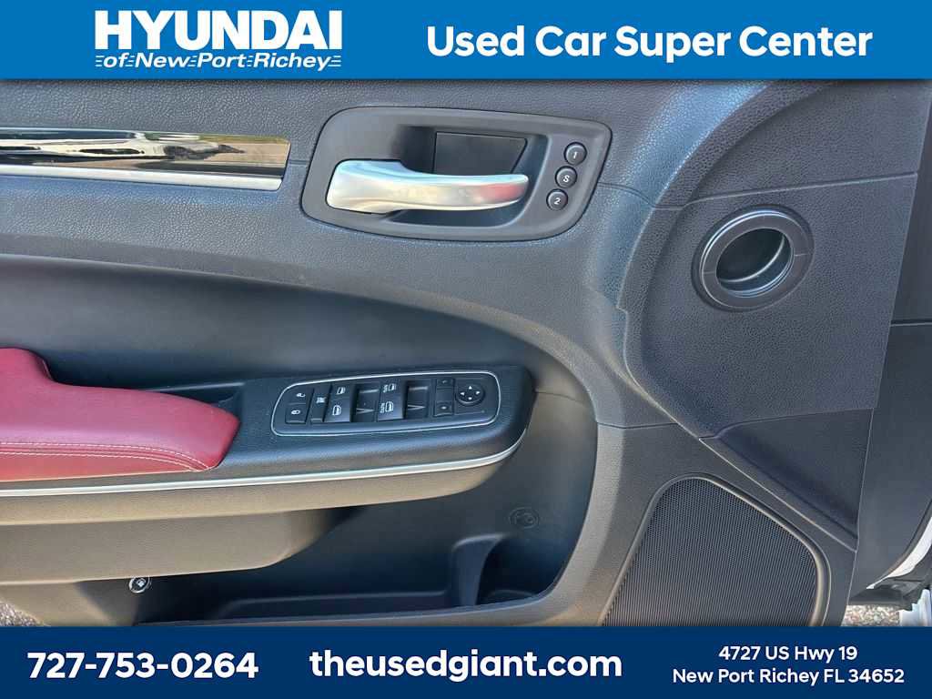 Used 2020 Chrysler 300 S w/ Safetytec Plus Group image 10
