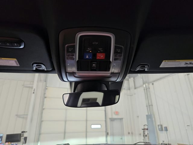 Used 2022 RAM 1500 Limited AWD/4WD image 39