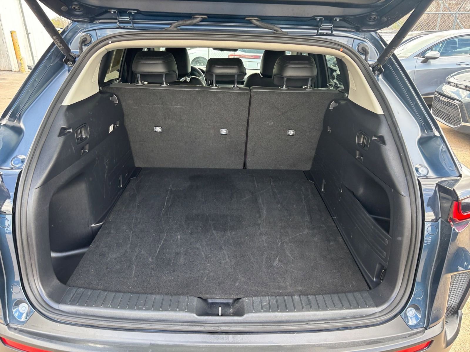 Used 2025 MAZDA CX-50 2.5 Hybrid w/ Premium Plus Pkg AWD/4WD image 33