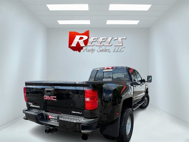 Used 2019 GMC Sierra 3500 Denali w/ Duramax Plus Package AWD/4WD image 27