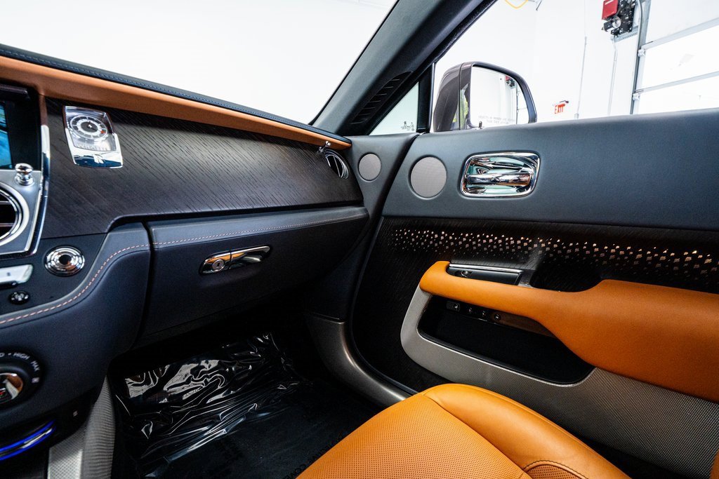 Used 2018 Rolls-Royce Wraith image 55