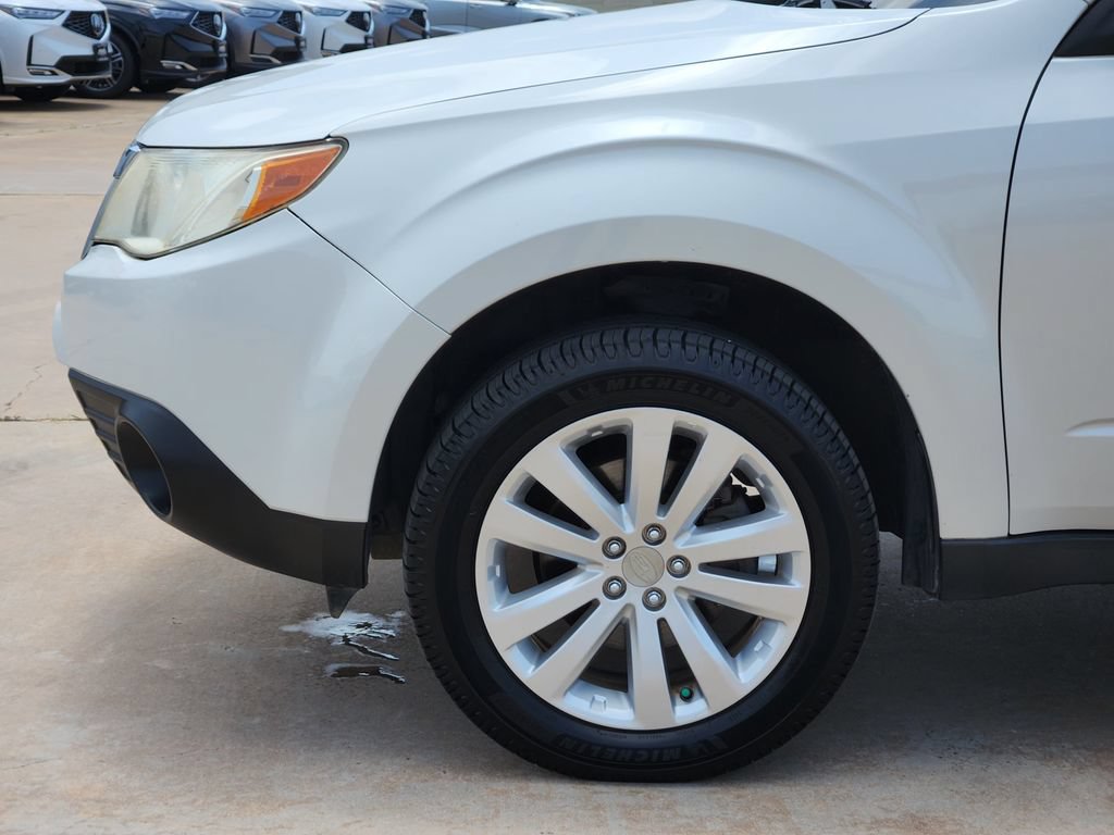 Used 2012 Subaru Forester 2.5X Premium AWD/4WD image 10