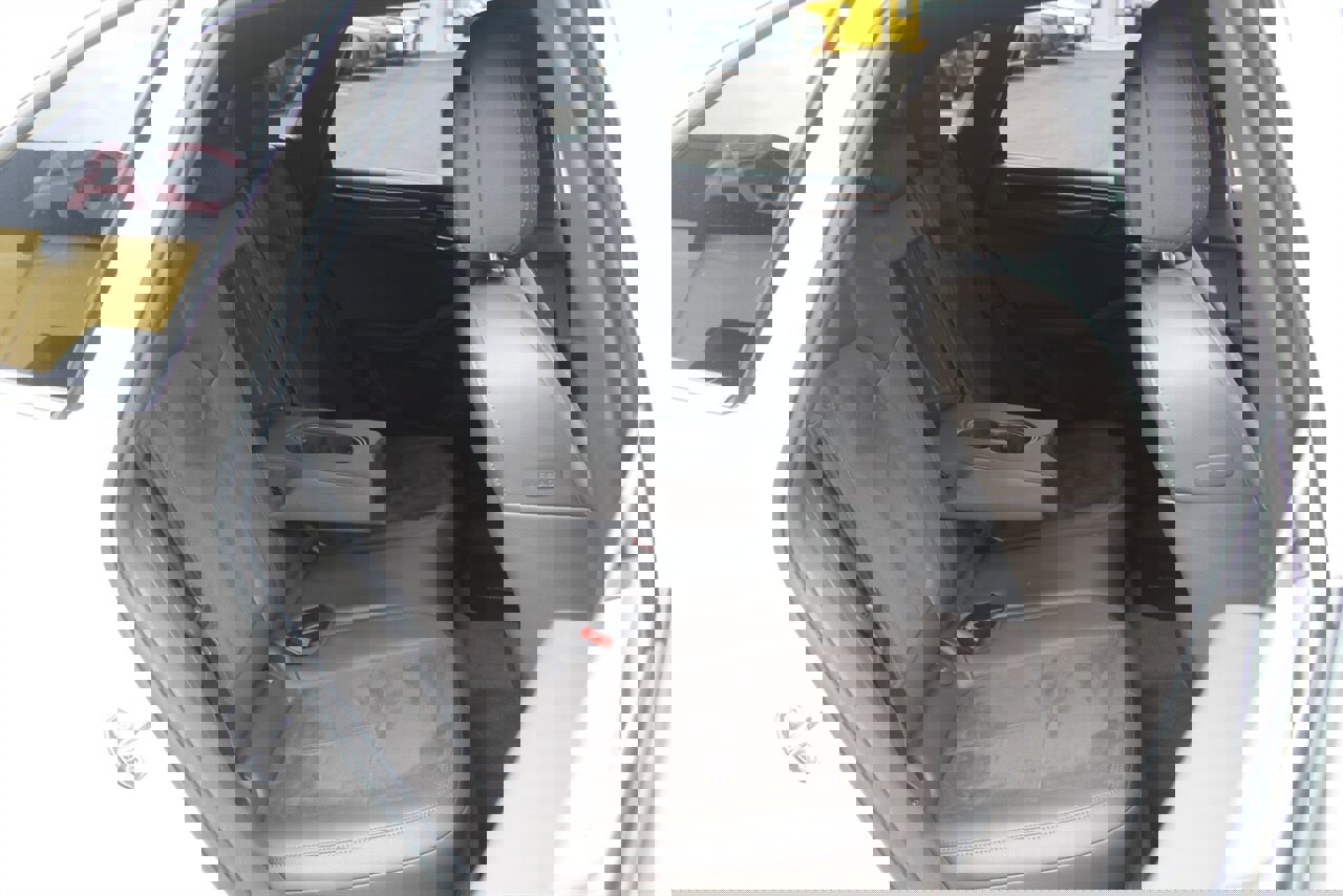 Used 2017 Porsche Macan image 16