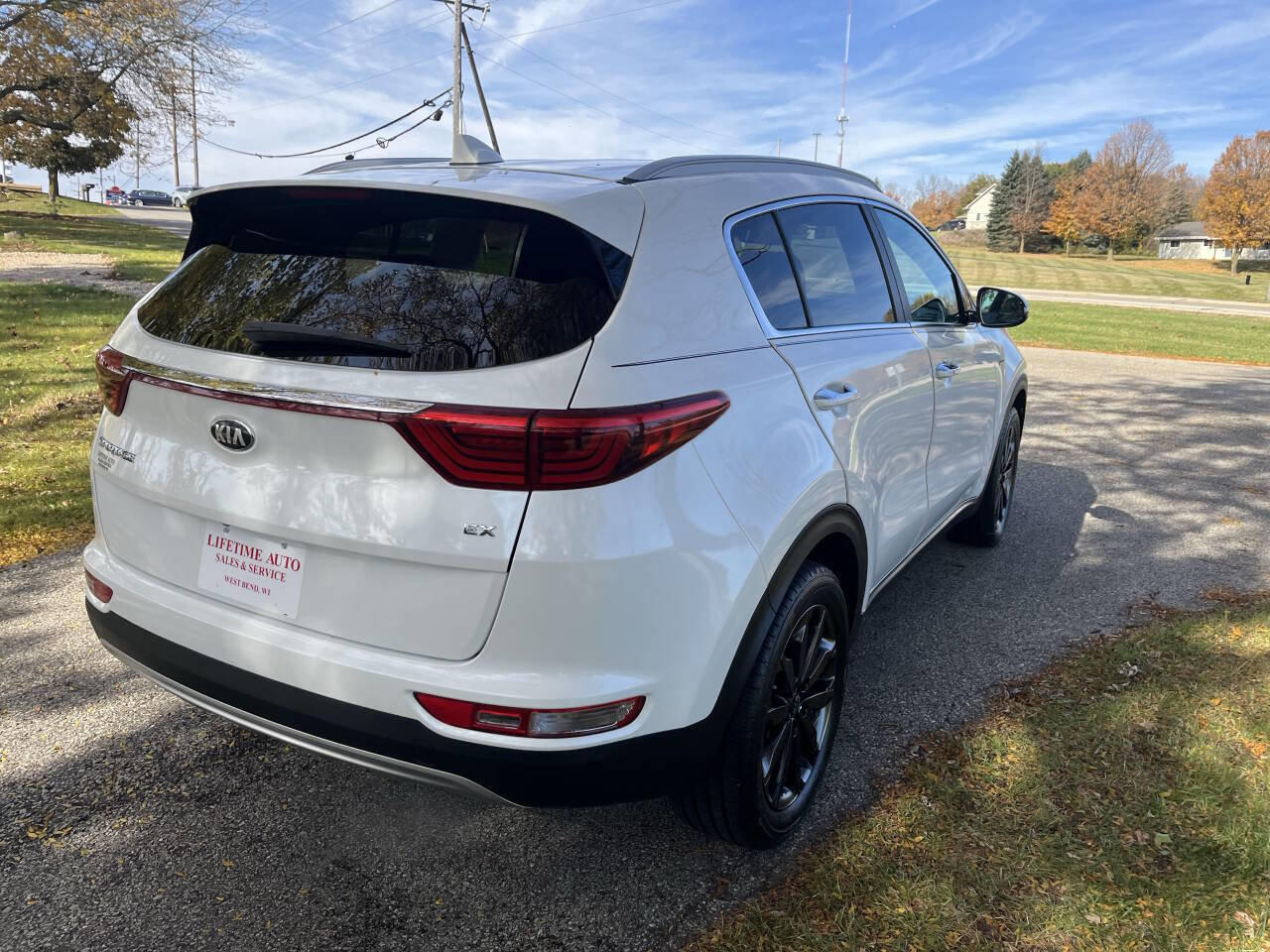 Used 2018 Kia Sportage EX w/ EX Sport Appearance Package image 5