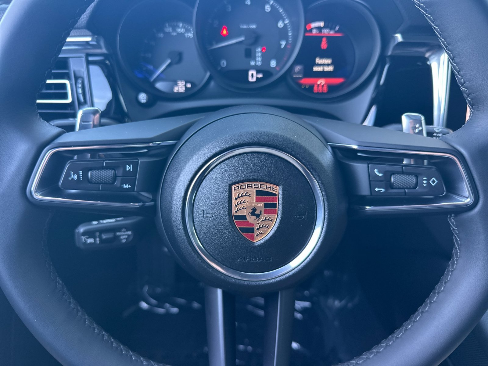 New 2026 Porsche Macan AWD/4WD image 15