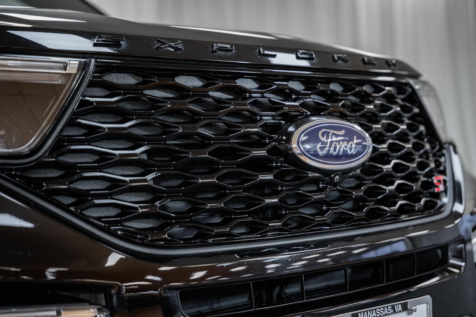 Certified 2023 Ford Explorer ST w/ Equipment Group 401A image 15