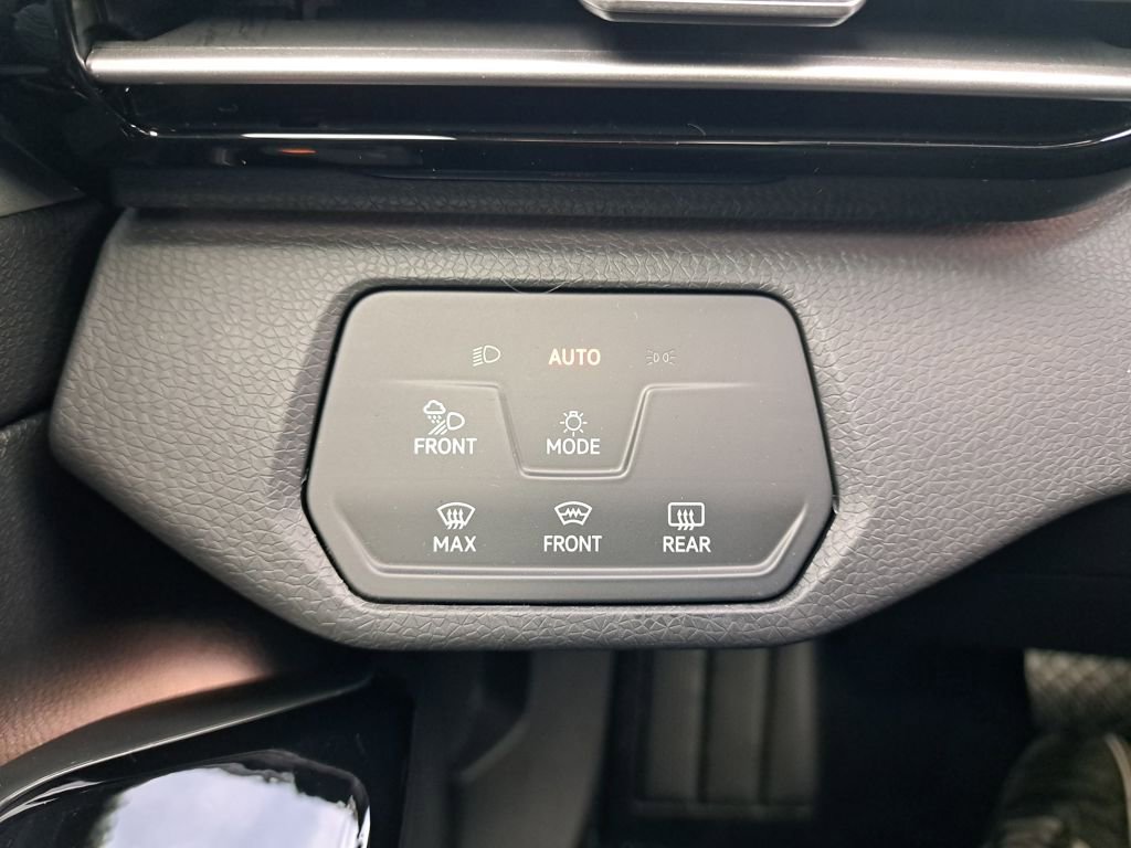 New 2026 Volkswagen ID.4 Pro S Plus image 30