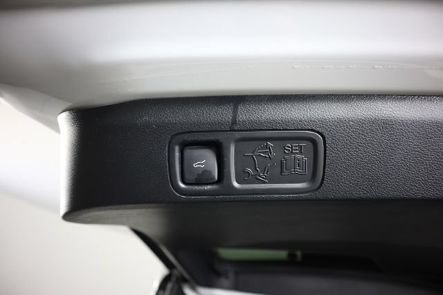 Used 2021 Ford Expedition Max Platinum AWD/4WD image 77